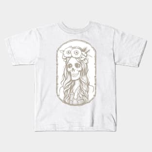 Beautiful dead girl design Kids T-Shirt